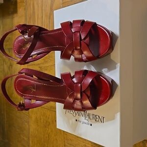 Yves Saint Laurent TRIBUTE heels in dark red.